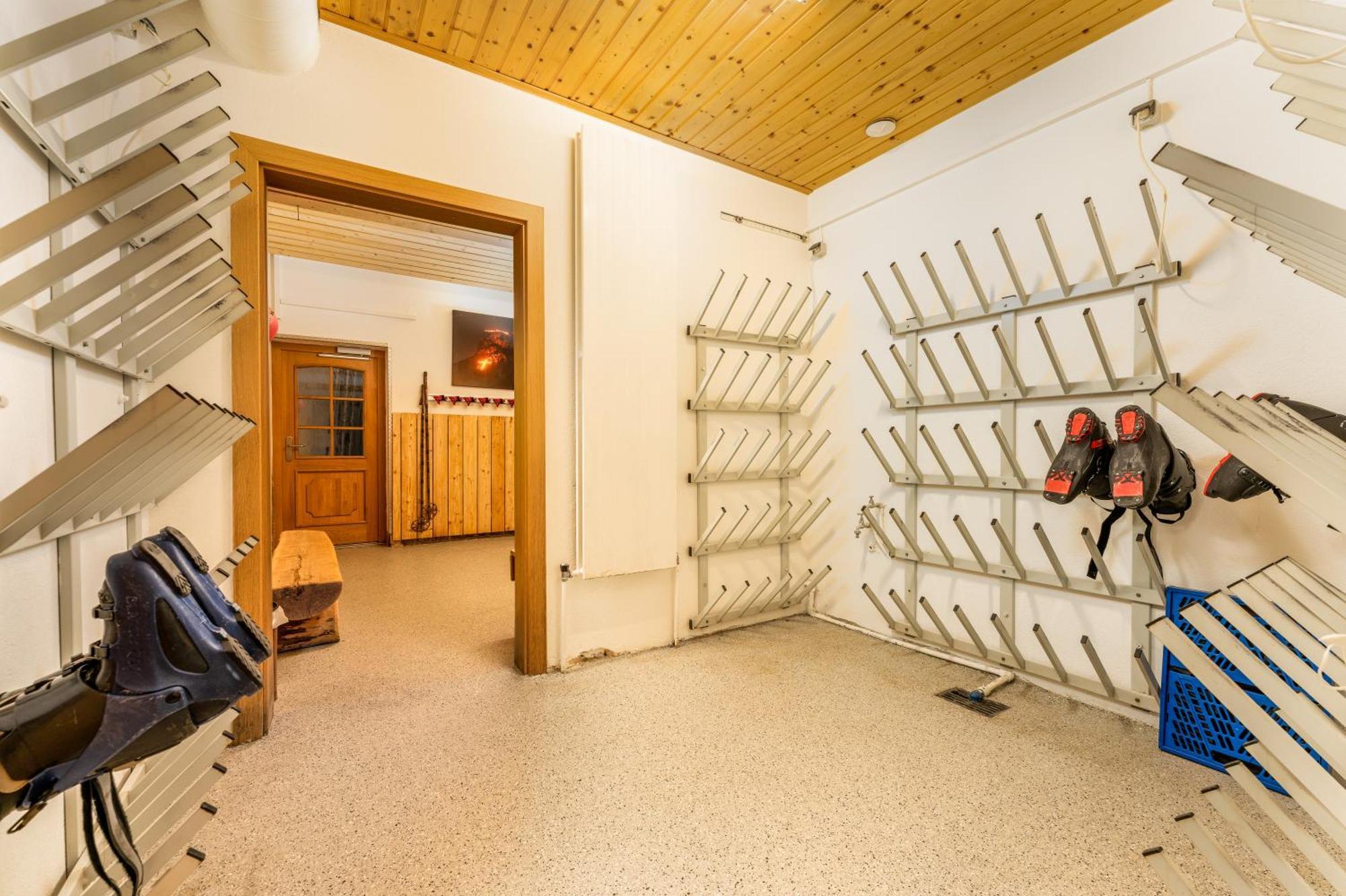 Alpen Wohlfuehlhotel Doerflwirt Hainzenberg Dış mekan fotoğraf