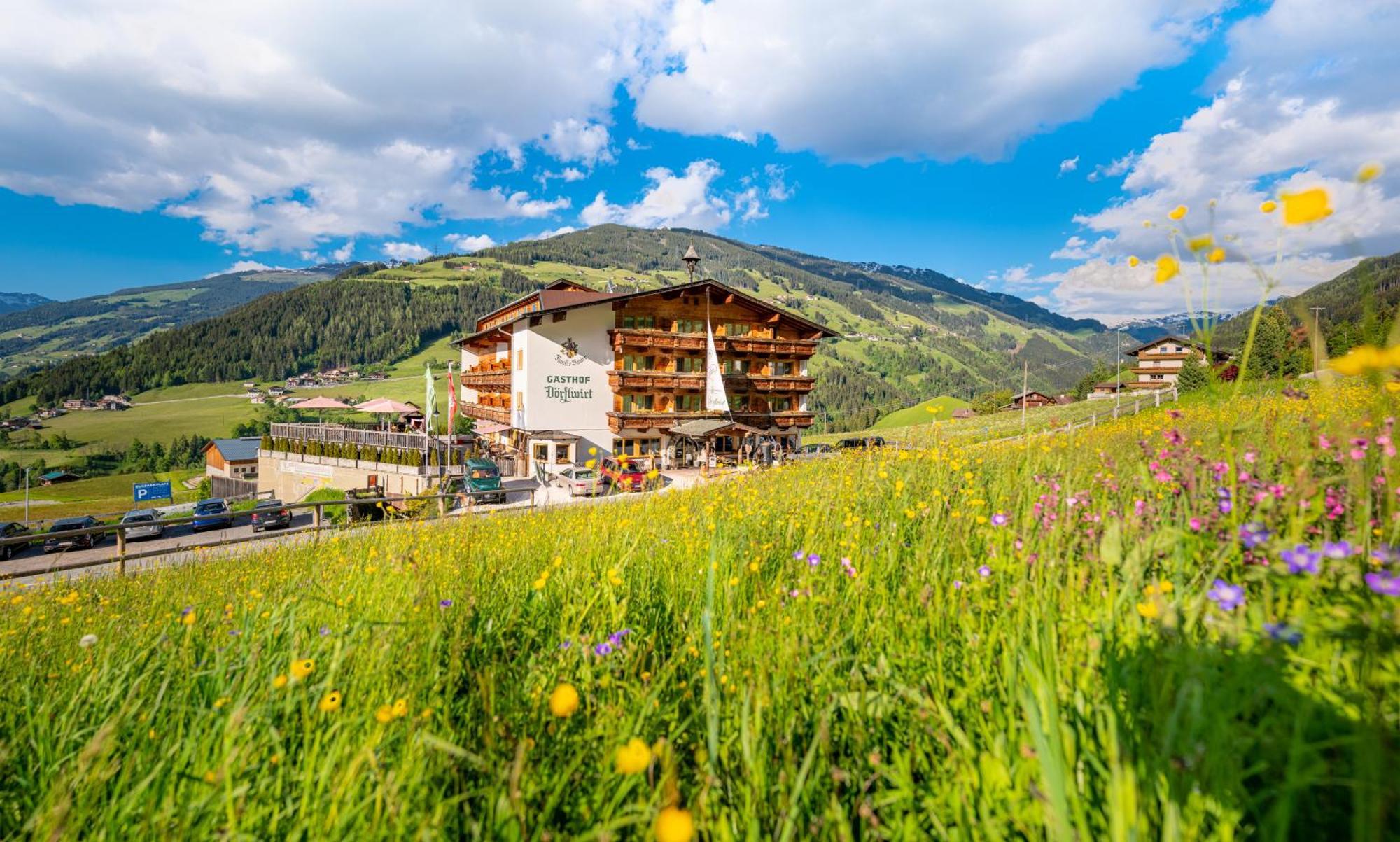 Alpen Wohlfuehlhotel Doerflwirt Hainzenberg Dış mekan fotoğraf