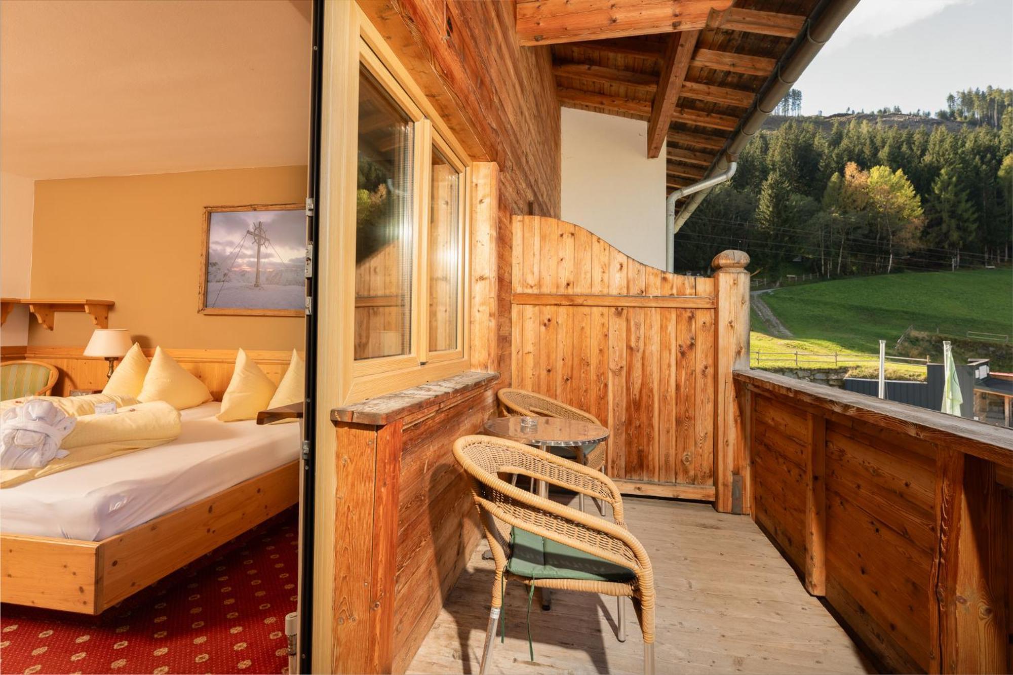 Alpen Wohlfuehlhotel Doerflwirt Hainzenberg Oda fotoğraf