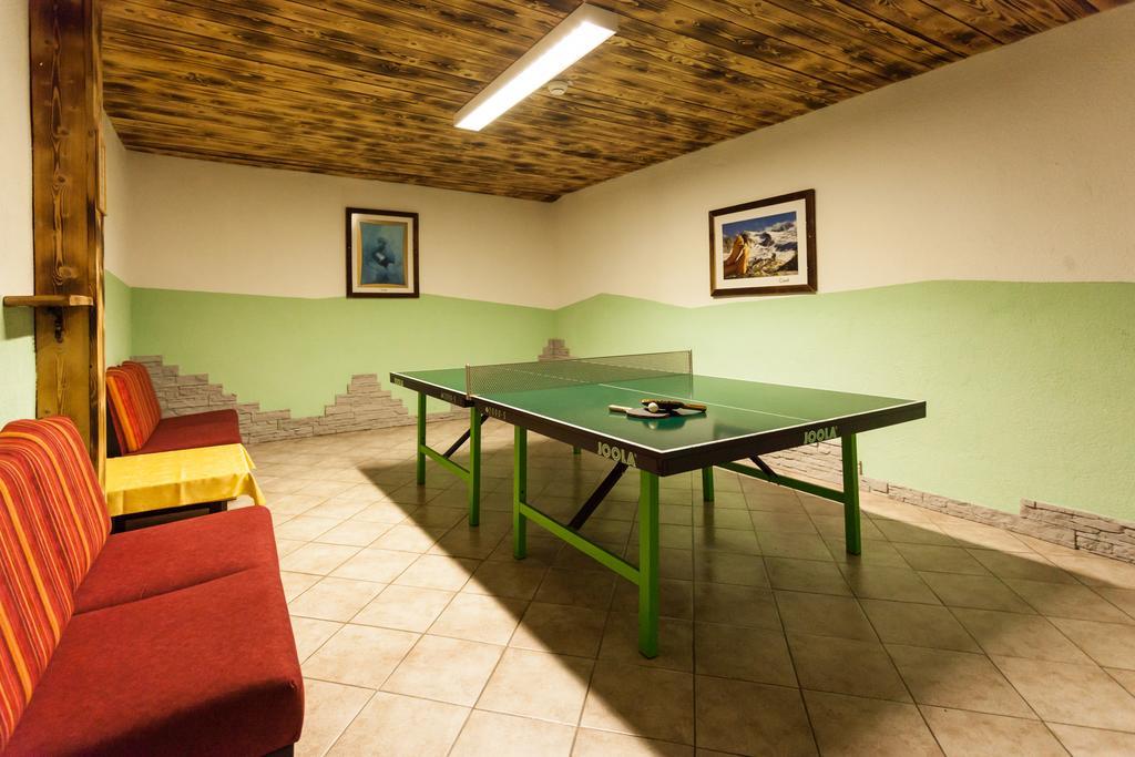 Alpen Wohlfuehlhotel Doerflwirt Hainzenberg Dış mekan fotoğraf